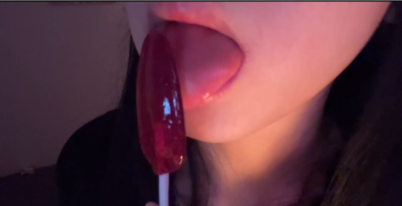 小妮困困 长棒棒糖🍭舔屏 口水多🔥 6.20分钟🚢18.8💰ASMR视频在线免费播放-男士宝库