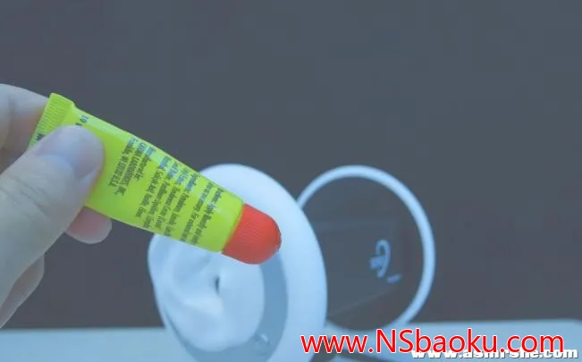 静谧耳语：凡士林耳部按摩 ASMR，带你进入宁静梦境-男士宝库