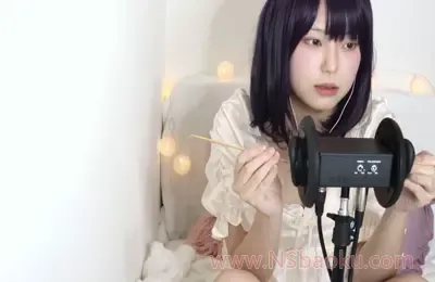 5707_22_10_28【前半部分免费试听】真实面孔，居家装下轻柔舔耳与脚底按摩第一集-男士宝库